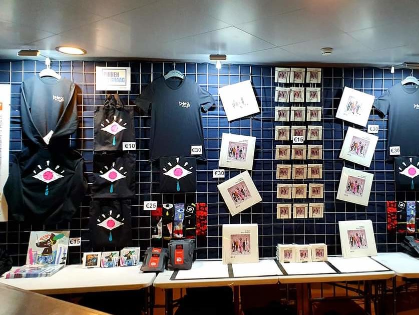 merchandise&entertainment